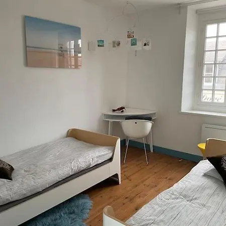 En Plein Coeur Du Crotoy, Un Pied A Terre En Baie * Le Crotoy